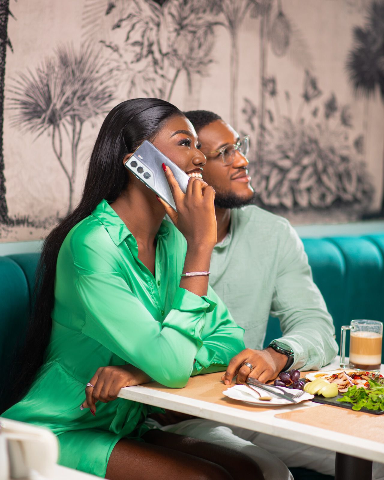 Téléphone TECNO Camon 40 : L’IA qui bosse pour toi, uniquement !