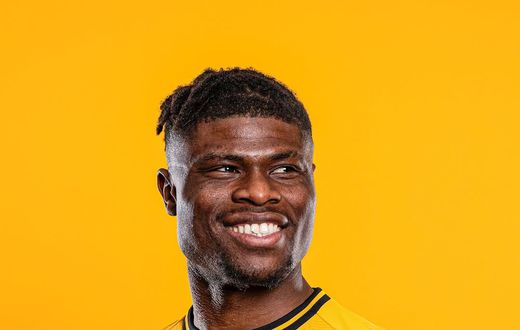 Emmanuel Agbadou rejoint Wolverhampton : une nouvelle étape pour le défenseur ivoirien