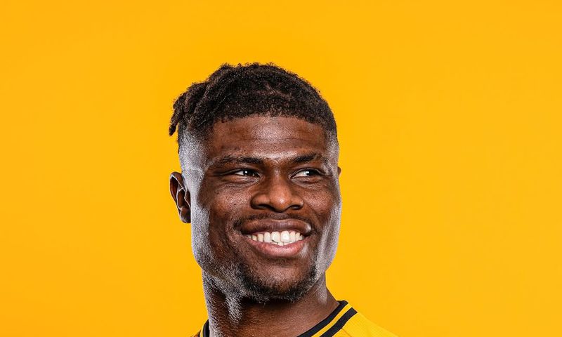Emmanuel Agbadou rejoint Wolverhampton : une nouvelle étape pour le défenseur ivoirien