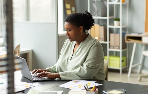 GÉRER SON BUSINESS EN PÉRIODE DE JEÛNE : CONSEILS POUR RESTER PRODUCTIF