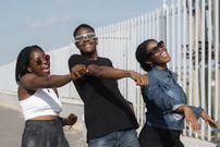 "Taper poto, c’est dohi’’ : quand les expressions ivoiriennes révèlent la créativité du peuple