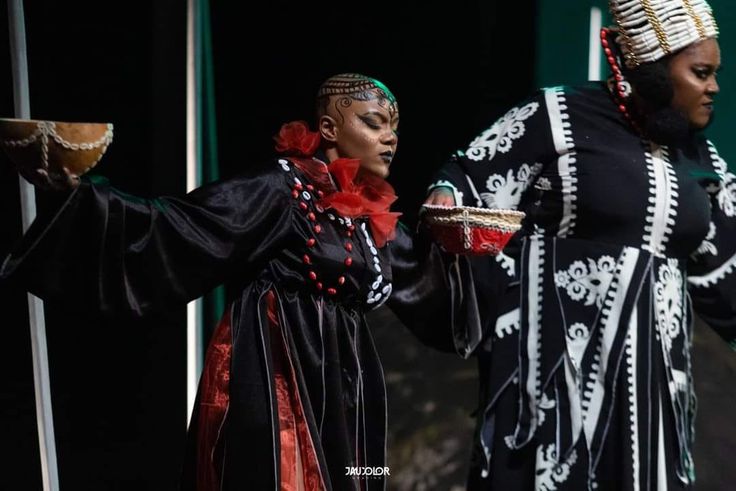 Nadiya Sabeh joue pour la première fois après sa guérison dans 'le retour de Adam et Eve'