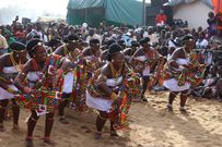 Participer aux événements culturels et traditionnels