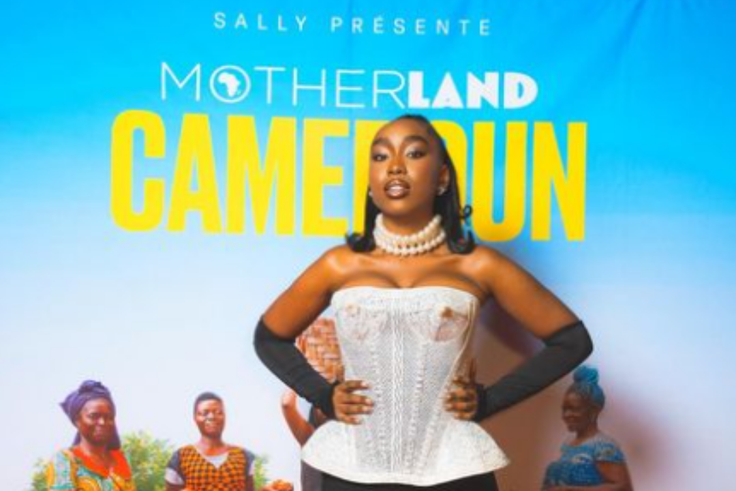 Crazy sur le tapis rouge à l'avant-première de son documentaire "Motherland" en hommage à l'Afrique