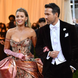 Blake Lively et Ryan reynolds sur le tapis rouge du Met Gala 2022