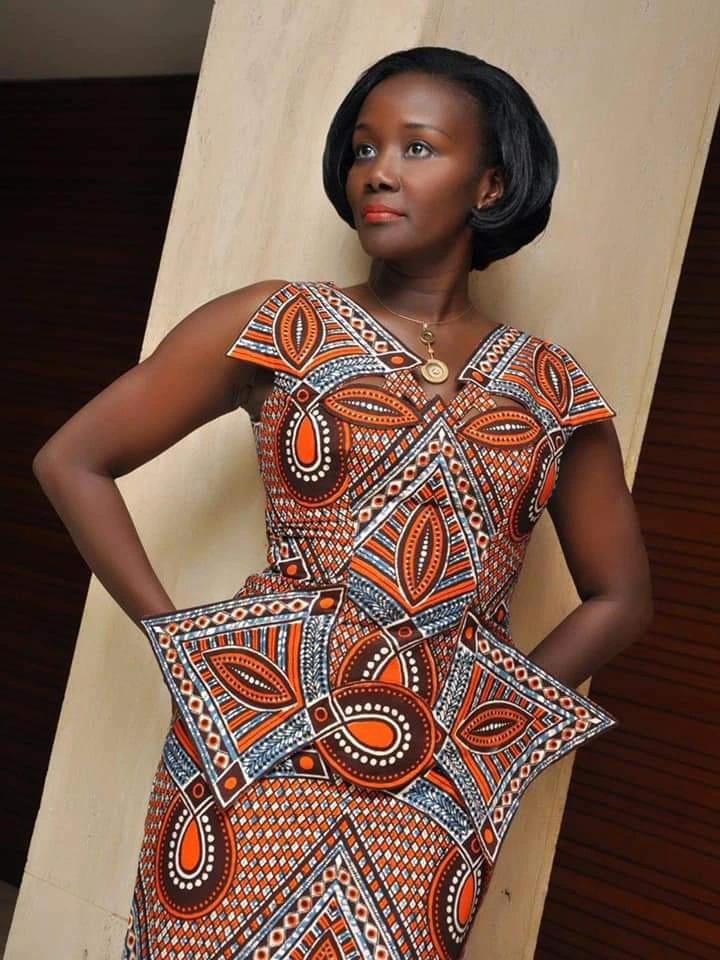 Les looks d'Abiba Dembélé