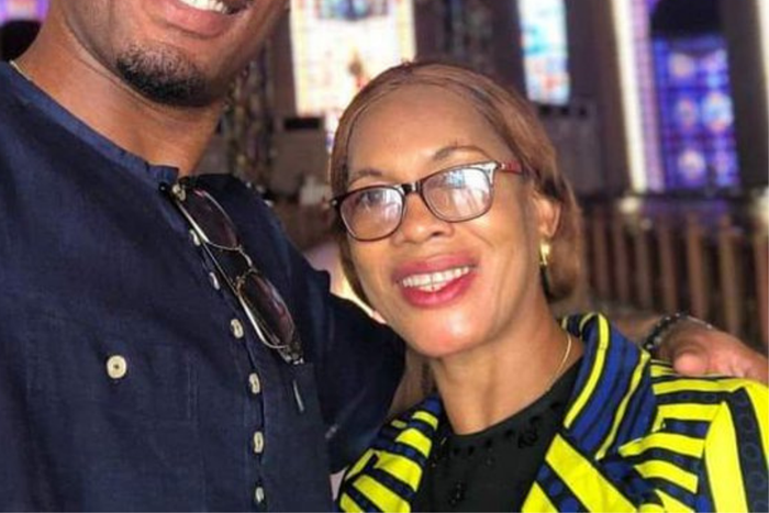 Drogba et sa mère à la Basilique de Yamoussoukro