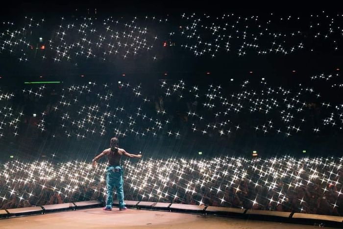 Burna Boy remplit le stade Ziggo Dome