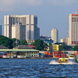 Abidjan Plateau vu d'un bateau bus