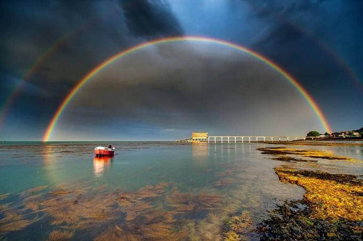 Une autre photo de double arc-en-ciel