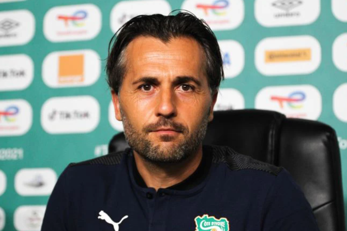 Patrice Beaumelle en fin de match donne une conférence de presse