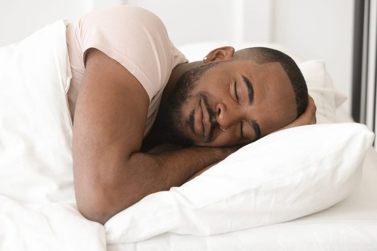 5 ASTUCES EFFICACES POUR MIEUX DORMIR ET ÉVITER LES NUITS BLANCHES
