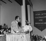 Qui est Frantz Fanon, ce médecin qui a révolutionné  la psychiatrie chez les noirs