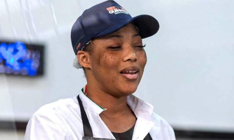 Zeinab Bancé met fin au marathon culinaire du record Guinness après 131 heures et 30 minutes