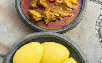 Foutou banane Sauce Graine