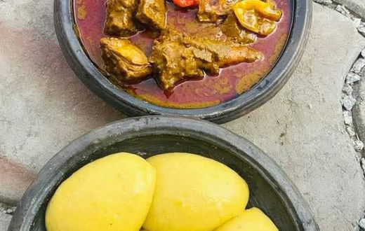 Foutou banane Sauce Graine