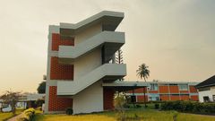 Architecture d'enseignement : Pour la valorisation des matériaux locaux