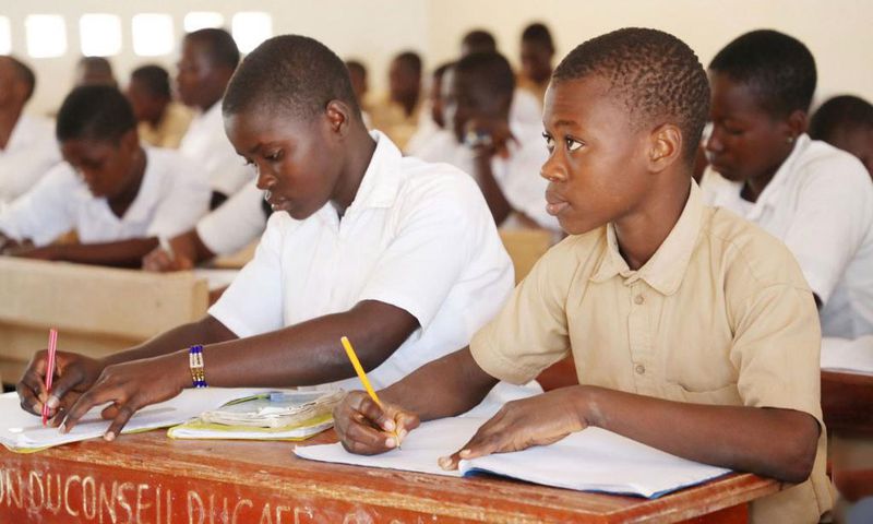 Des élèves du collège