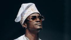 L'artiste chanteur Debordo Leekunfa