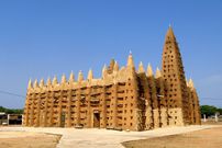 L’architecture religieuse en Côte d’Ivoire : Vers une réappropriation de l’espace sacré