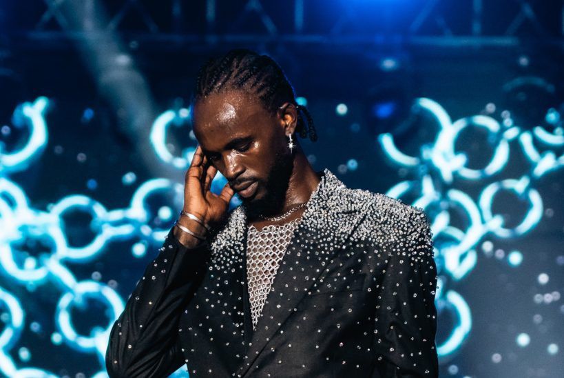 Kudus, other Black Stars players jam at Black Sherif’s epic London concert (Video)