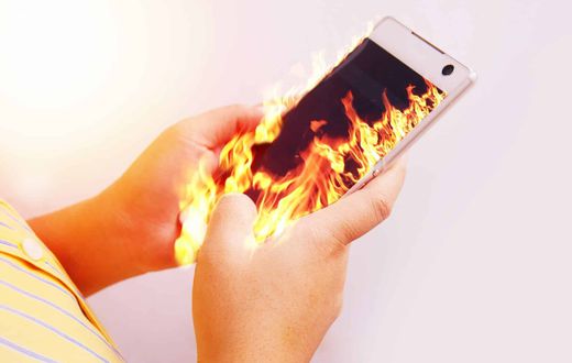 10 ways to stop your phone from overheating