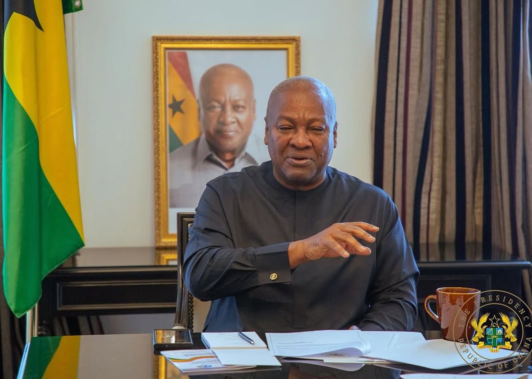 Mahama pays fees for 15,000 tertiary students under 'No Fees, No Stress' policy