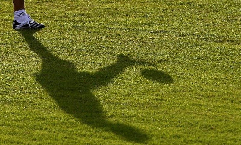 England's football authorities invited applications for independent research into whether playing the sport heightens the risk of degenerative brain disease in later life