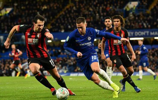 Chelsea's Eden Hazard faces a tough choice over his future amid interest from Real Madrid