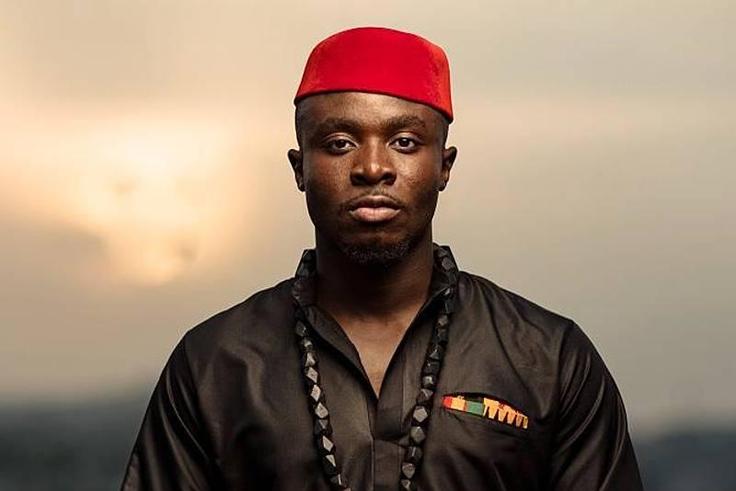 Fuse ODG rocks Ghanaian outfit
