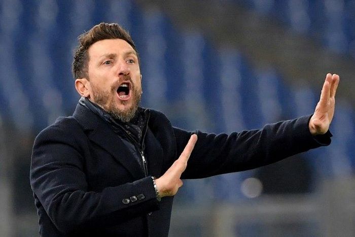 Eusebio Di Francesco's future as Roma coach could be decided against Genoa.
