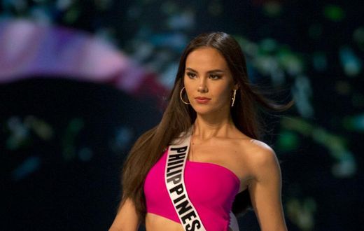 Miss Philippines Catriona Gray 1545047345 rend 9 16