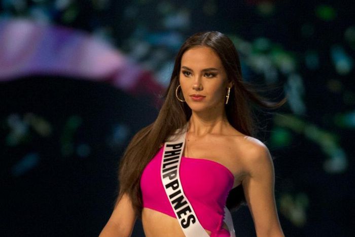 Miss Philippines Catriona Gray 1545047345 rend 9 16