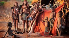 ___9181987___2018___12___9___12___Namibian-tribe-990x557