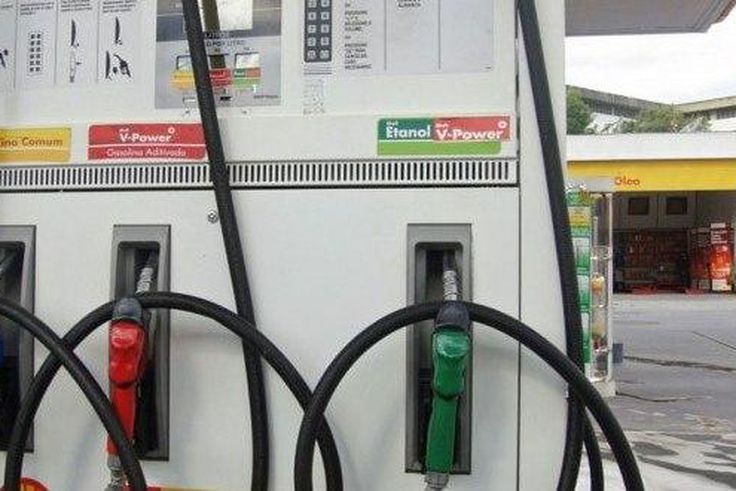 ___7088584___https:______static.pulse.com.gh___webservice___escenic___binary___7088584___2017___8___3___11___fuel-620x400-620x330