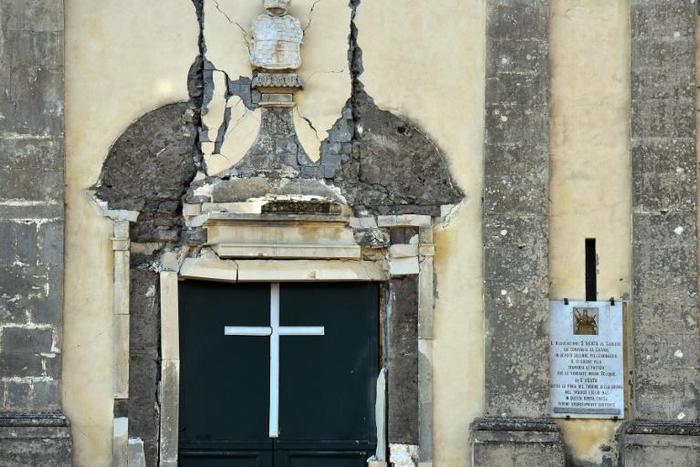 The quake damaged the church of Santa Maria della Provvidenza