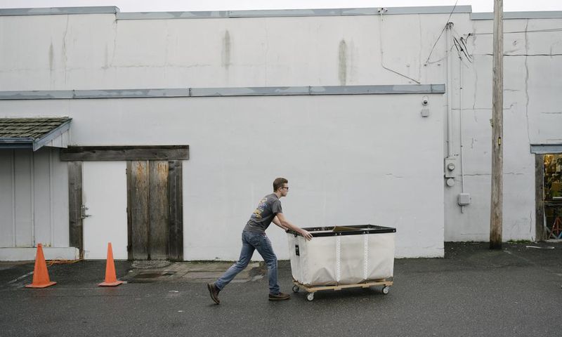 Was It Something We Said? Border Towns Fret as Canadians Stay Home