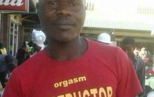 Hilarious writings on this man’s T-shirt makes him a viral sensation