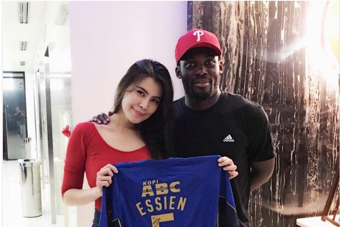 ___7164236___https:______static.pulse.com.gh___webservice___escenic___binary___7164236___2017___8___17___21___Essien+23444