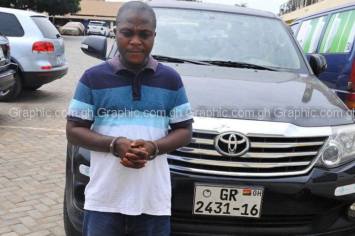 Leader of fraud, car robbery gang arrested