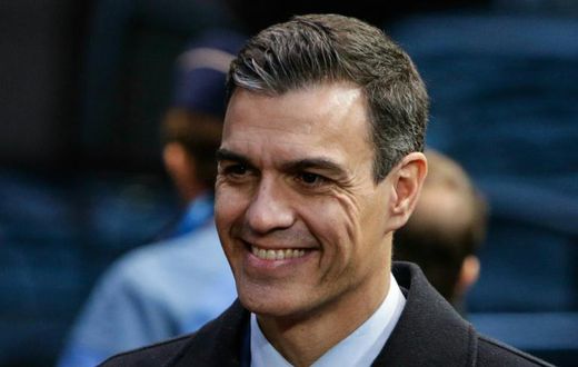 Spain's Prime Minister Pedro Sanchez was to hold his first meeting with the head of the regional government of Catalonia since July as separatist groups pile on the pressure with protests