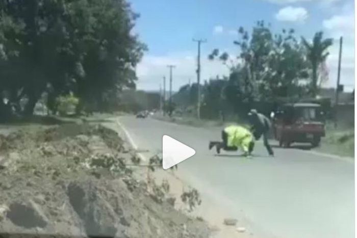 Video of tricycle driver attacking two ‘police’ officers goes viral