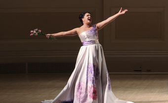 Review: Anna Netrebko Sang a Recital. Of Course She Brought Props.
