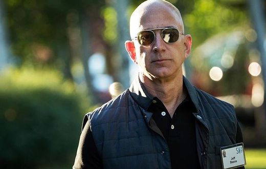 ___7013231___https:______static.pulse.com.gh___webservice___escenic___binary___7013231___2017___7___19___1___amazon-ceo-jeff-bezos-now-buff
