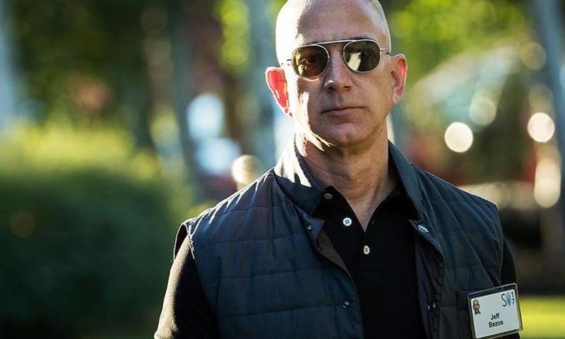 ___7013231___https:______static.pulse.com.gh___webservice___escenic___binary___7013231___2017___7___19___1___amazon-ceo-jeff-bezos-now-buff