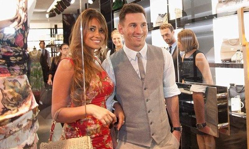 Leo and Angela will be married on June 30 2017