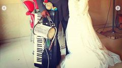 Man legally marries his guitar in an amazing wedding ceremony
