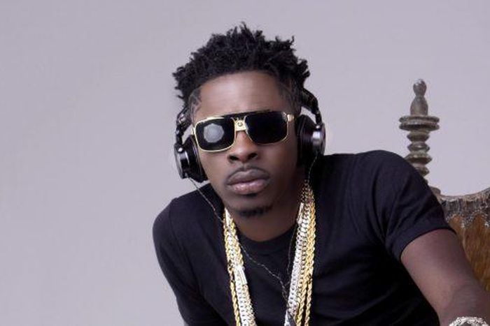 ___7109145___https:______static.pulse.com.gh___webservice___escenic___binary___7109145___2017___8___7___14___shatta-620x330_1