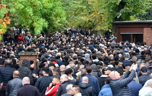 The clans' latest show of force was the recent funeral of an infamous underworld figure, when 2,000 mourners congregated in Berlin