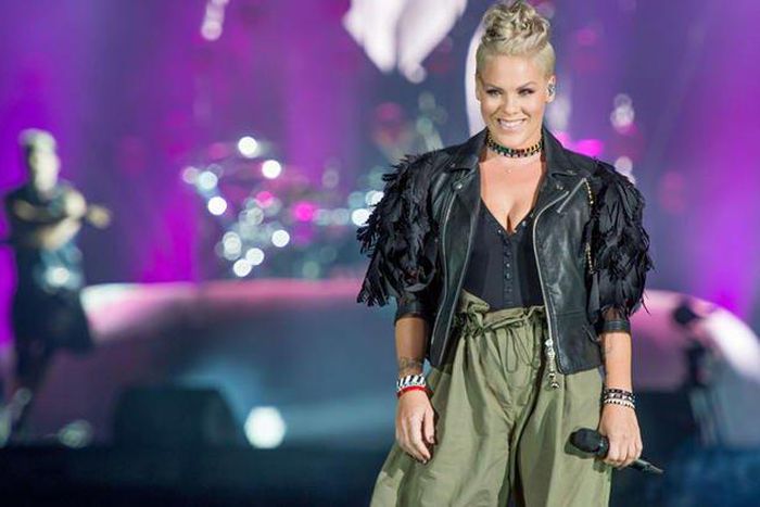 ___7017065___https:______static.pulse.com.gh___webservice___escenic___binary___7017065___2017___7___19___16___pink-instagram-mommy-shaming